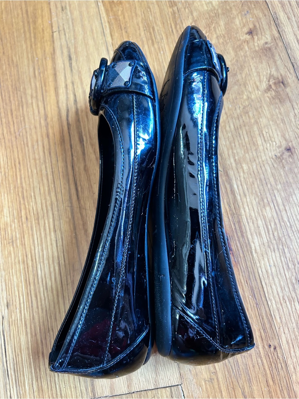 Burberry Black Patent Leather Ballet Flats Nova Check Bow Buckle Sz 8.5 Glossy - Picture 5 of 12